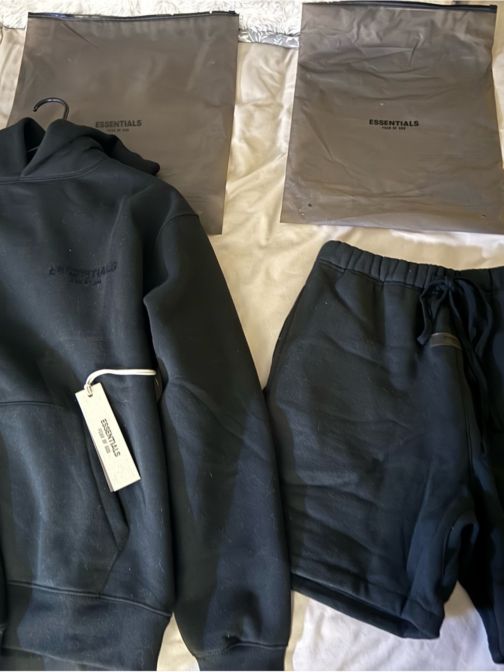 Men's Hoodie / Sweatshirt